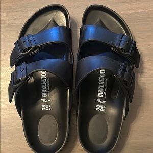 Unisex Birkenstock Black Sandals Sz W-7 / M-5 -NWOT